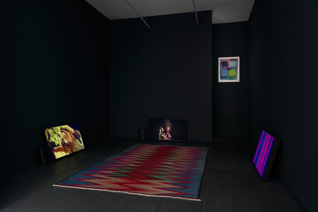 Was am tiefsten in der Welt liegt, 2024, Exhibition view, Galerie Tanja Wagner, Berlin